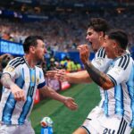 Argentina ganó un partido para el recuerdo y se clasificó a los cuartos de final del Mundial